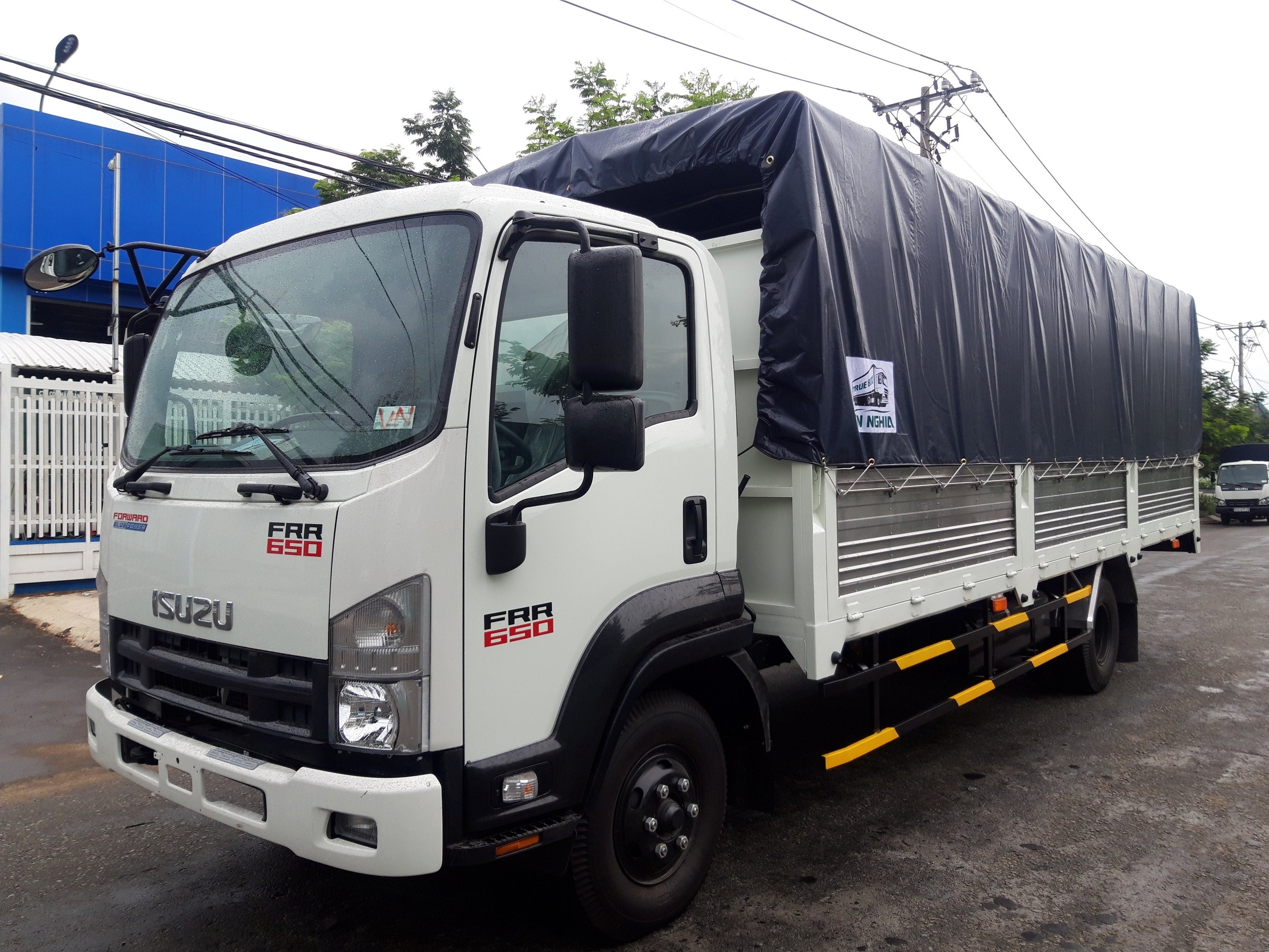 Xe tải Isuzu 1.4 tấn thùng Đông Lạnh dài 3.6 mét QKR 230.
