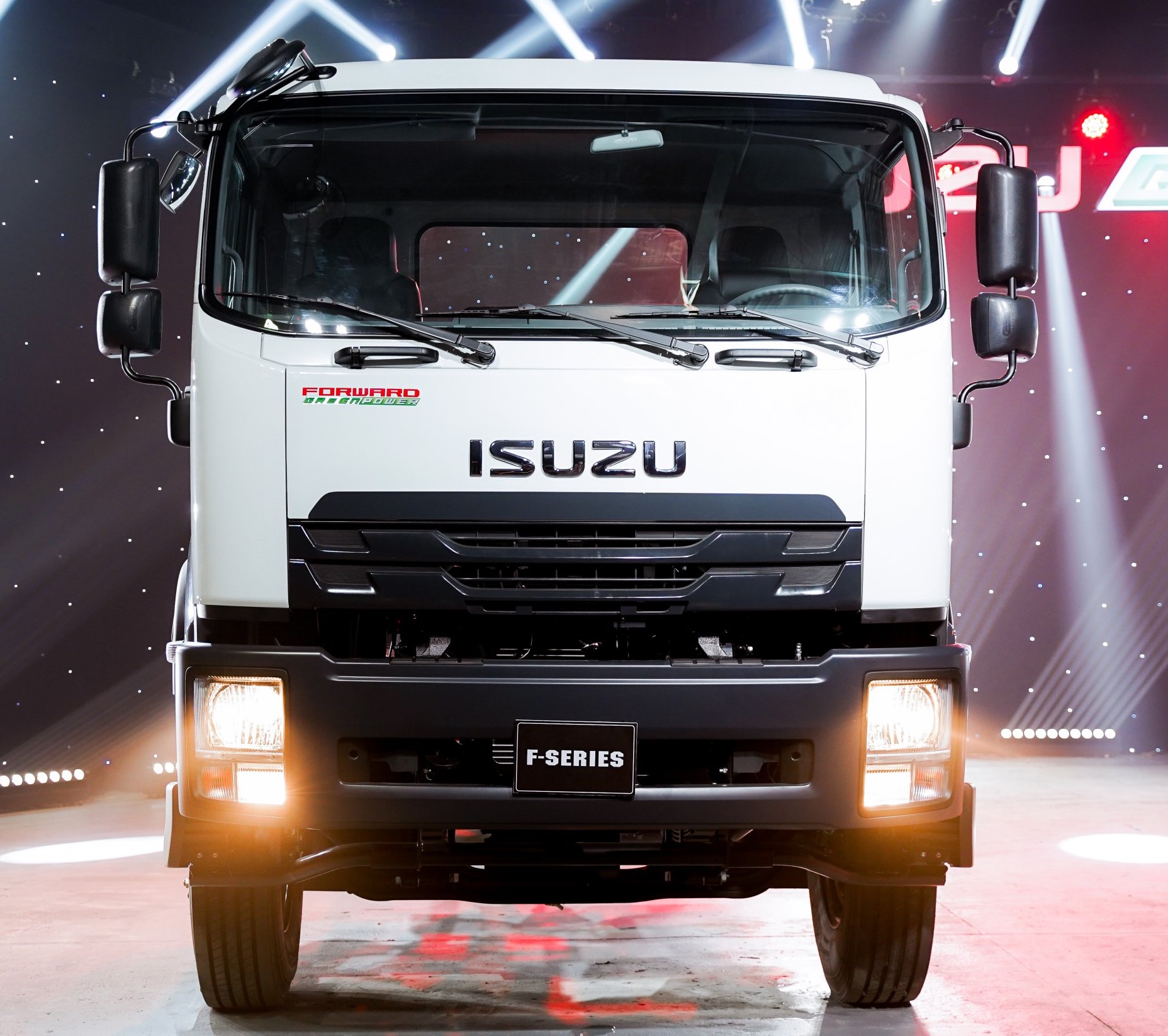 Isuzu FVR 900